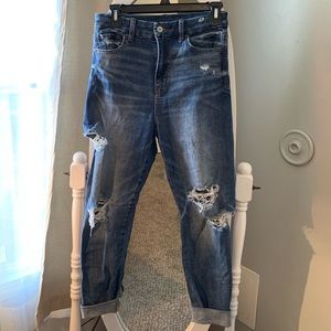 Distressed Curvy Super High Rise Jegging